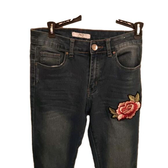 AQ Jeans, Junior Sz 7, Floral Embroidered Patch Fringe Skinny, Retro Timeless - Picture 2 of 8